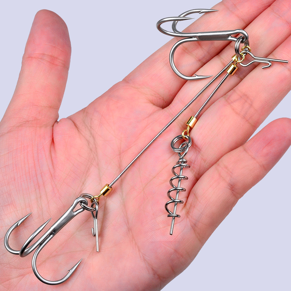 PROBEROS PJN040 Steel Wire Stinger Rig In Hand Product Shot