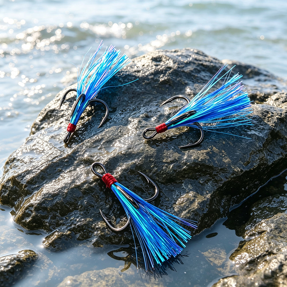 PROBEROS SZ141 Sharp Treble Hook with Blue Feather
